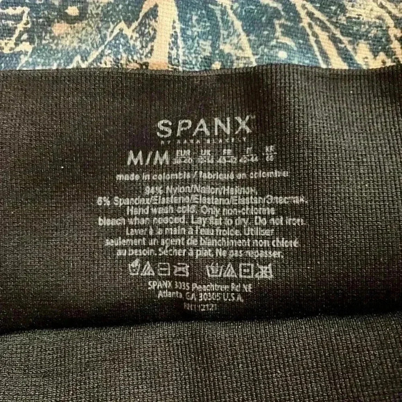 Spanx Seamless High Waisted Black Sculpting Leggings - Picture 6 of 6